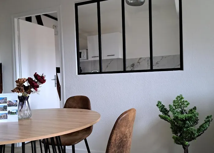Appartement Centre Historique Avec Parking Inclus