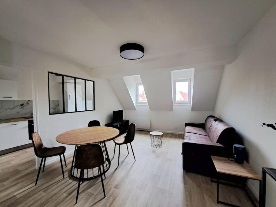 Centre Historique Avec Parking Inclus Apartment *